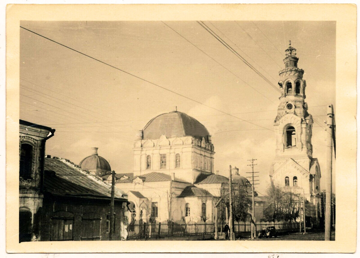 Собор Благовещения Пресвятой Богородицы, Гагарин (Гагаринский район, Смоленская область). архивная фотография, Вид до подрыва колокольни. Фото 1941 г. с аукциона e-bay.de