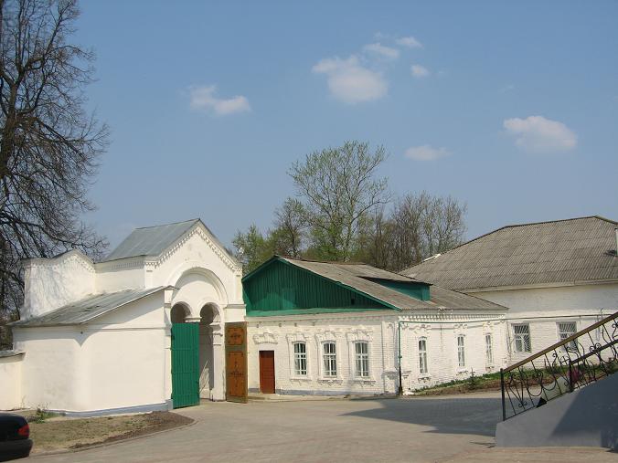 Рославль. Спасо-Преображенский мужской монастырь. фасады, Ворота		      