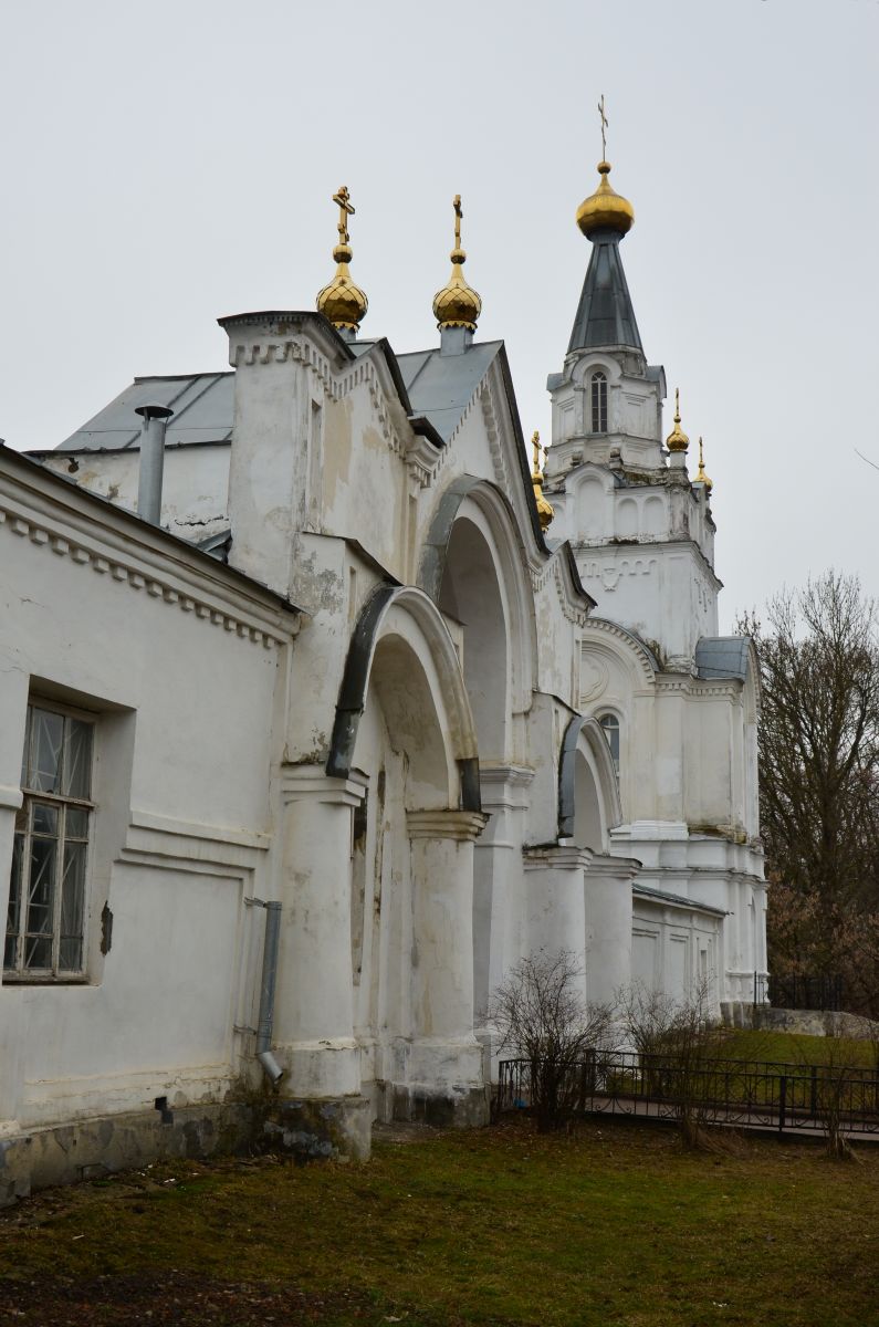 Рославль. Спасо-Преображенский мужской монастырь. архитектурные детали, Западная часть ограды со Святыми воротами 