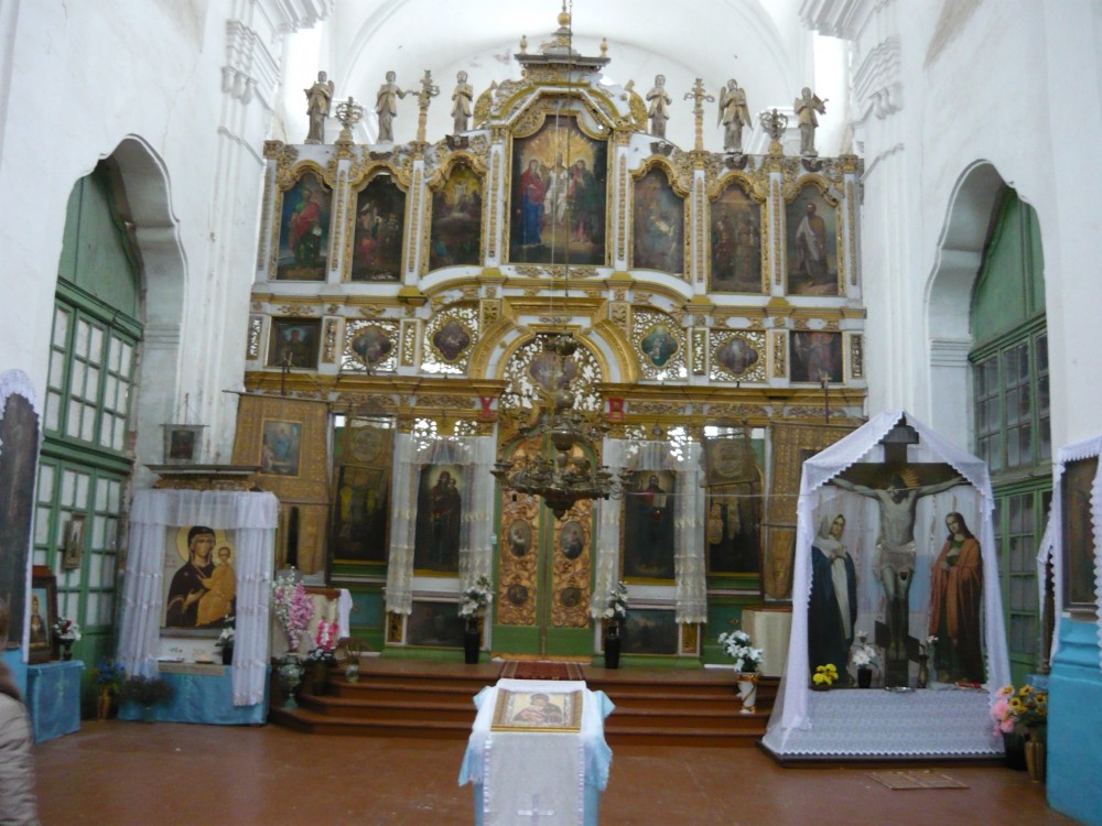 Церковь Успения Пресвятой Богородицы, Любавичи (Руднянский район, Смоленская область). интерьер и убранство, иконостас