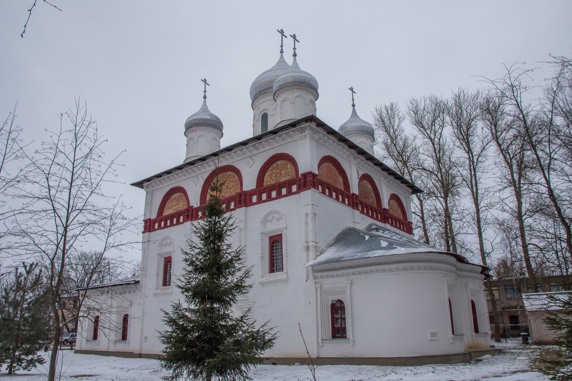 Церковь Троицы Живоначальной, Старая Русса (Старорусский район, Новгородская область). дополнительная информация