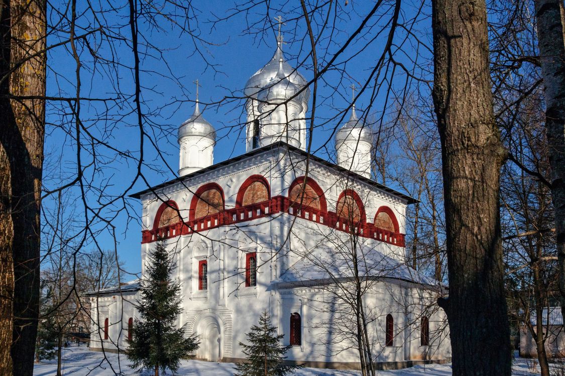 Старая Русса. Церковь Троицы Живоначальной. дополнительная информация