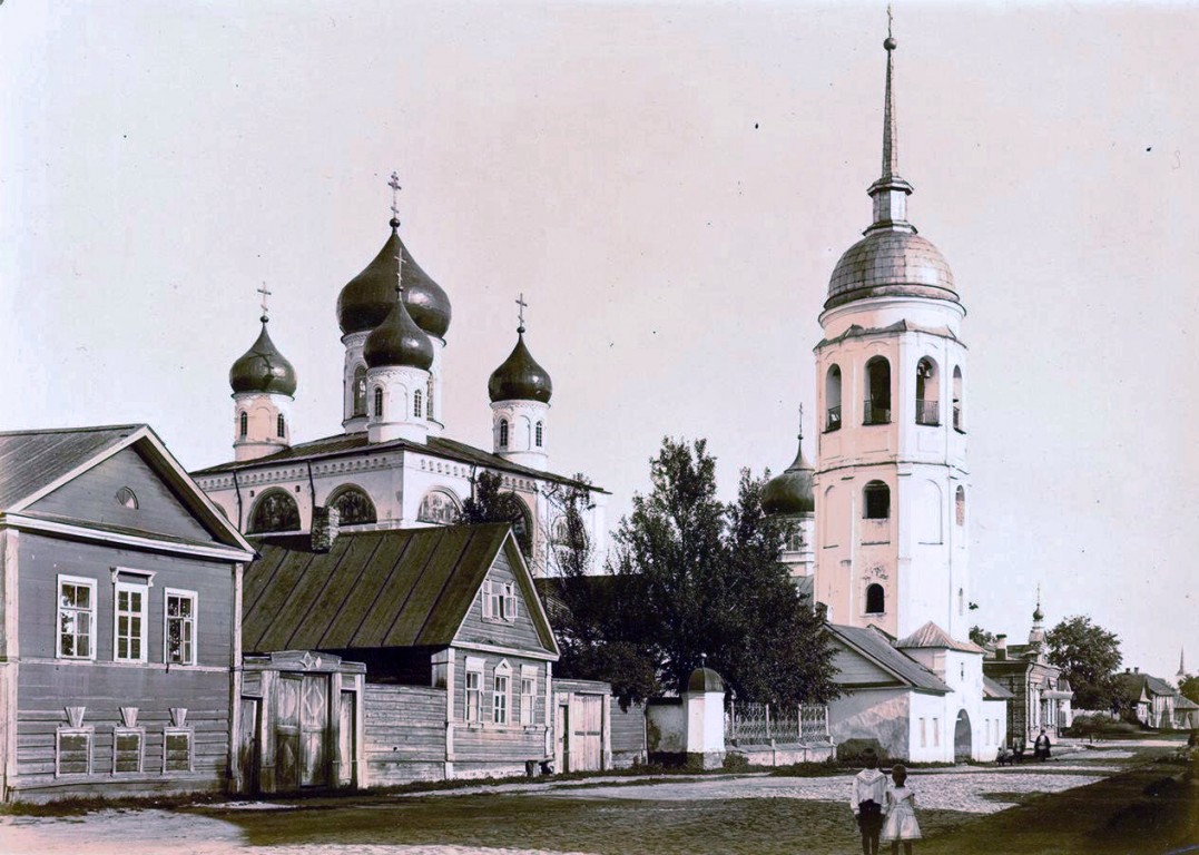 Старая Русса. Церковь Троицы Живоначальной. архивная фотография, Фотоснимок с дореволюционной фотографии.