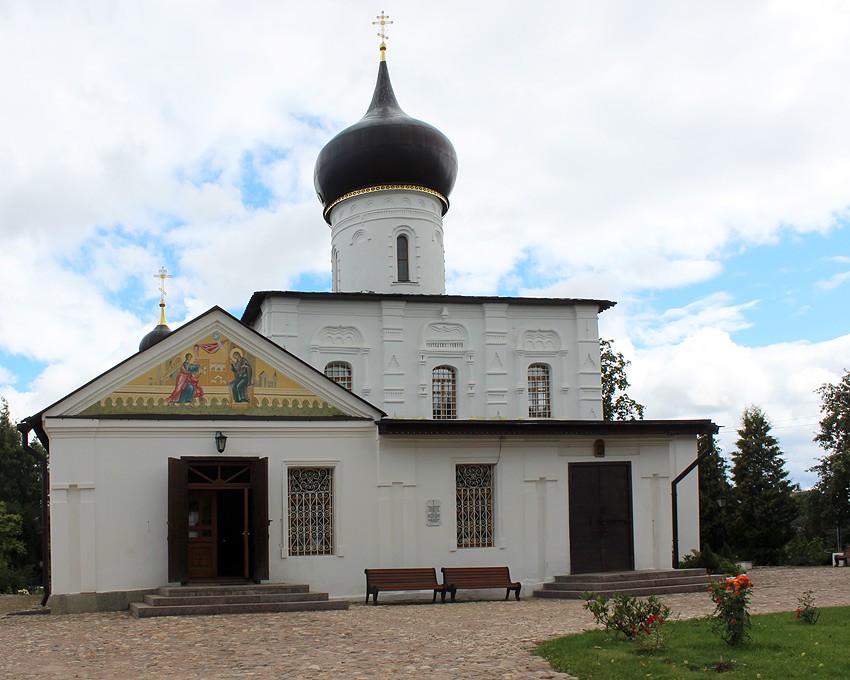 Старая Русса. Церковь Георгия Победоносца. фасады