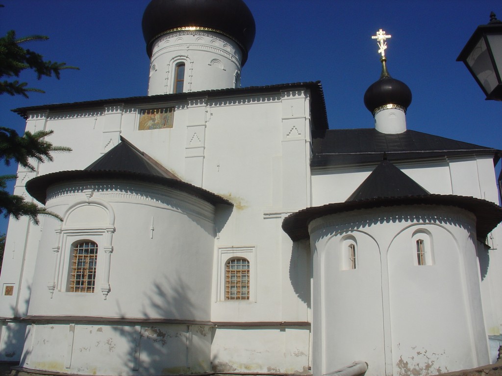 Церковь Георгия Победоносца, Старая Русса (Старорусский район, Новгородская область). архитектурные детали
