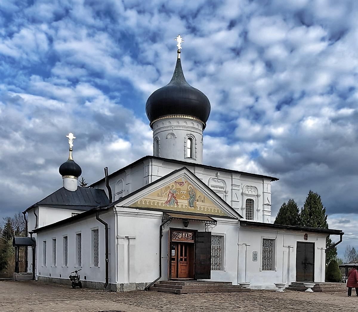 фасады. Церковь Георгия Победоносца, Старая Русса (Старорусский район, Новгородская область)