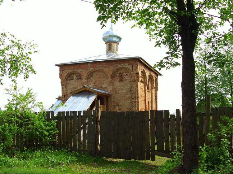 Старая Русса. Церковь Мины великомученика. документальные фотографии