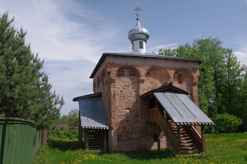 Церковь Мины великомученика, Старая Русса (Старорусский район, Новгородская область). фасады