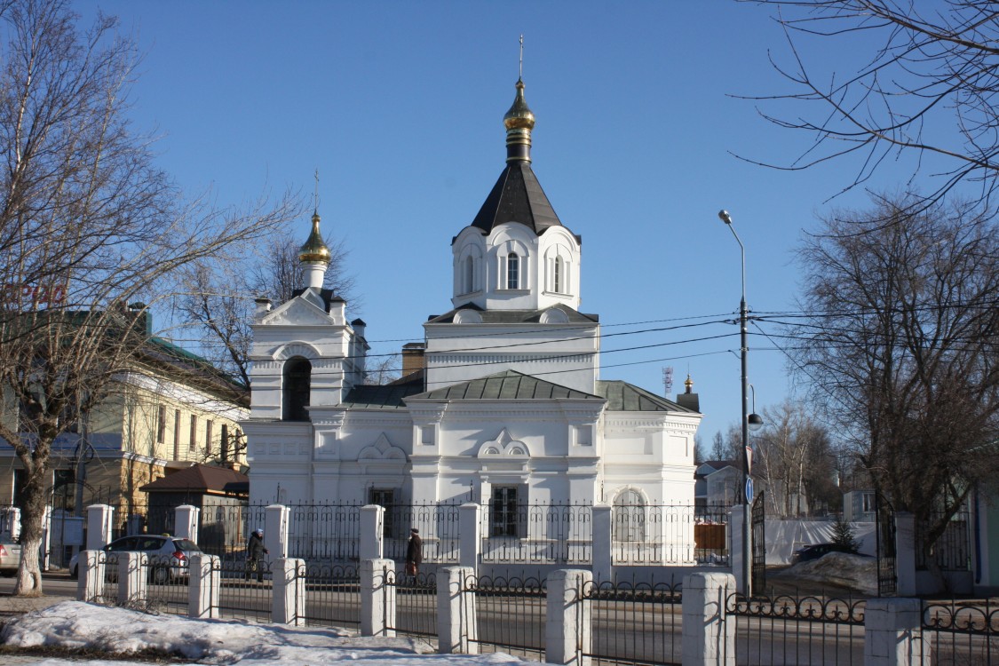 Звенигород. Церковь Александра Невского. общий вид в ландшафте