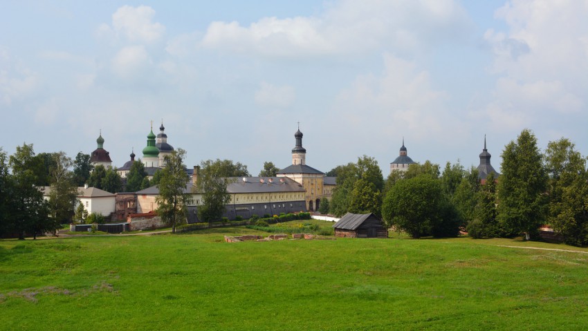 Кирилло-Белозерский монастырь, Кириллов (Кирилловский район, Вологодская область). фасады, Вид на монастырь со стен Нового города