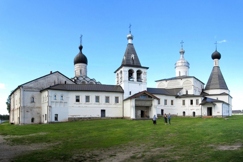 Ферапонтово. Ферапонтов монастырь. фасады, панорама от Ферапонтовских ворот
