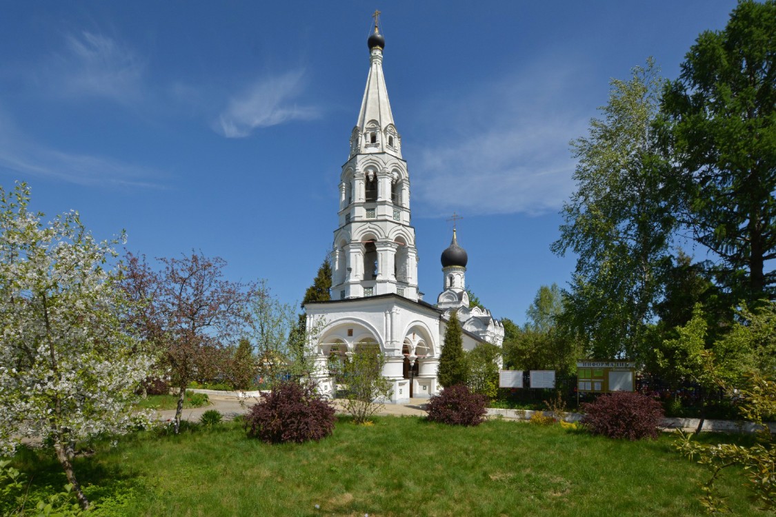 Церковь Рождества Пресвятой Богородицы, Поярково (Солнечногорский городской округ, Московская область). фасады, Вид с юго-запада