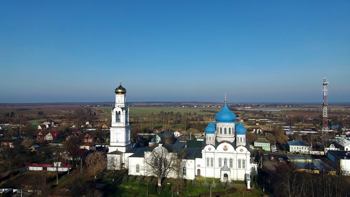 Церковь Николая Чудотворца, Рогачёво (Дмитровский городской округ, Московская область). общий вид в ландшафте