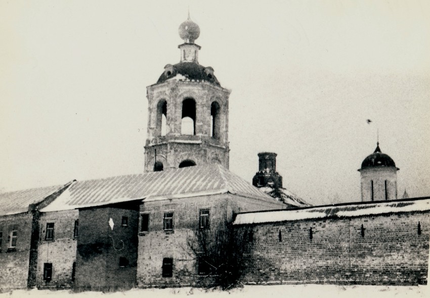 Луговой. Николо-Пешношский монастырь. архивная фотография