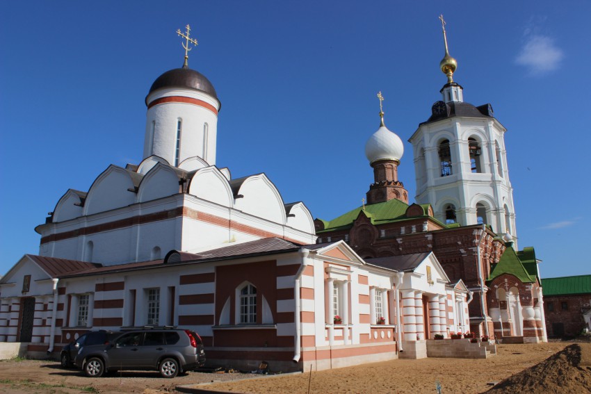 Николо-Пешношский монастырь, Луговой (Дмитровский городской округ, Московская область). фасады