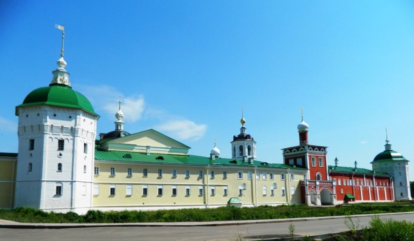 Луговой. Николо-Пешношский монастырь. фасады, Западный фасад монастыря