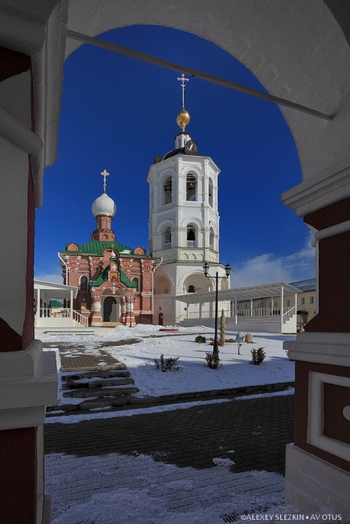 Луговой. Николо-Пешношский монастырь. художественные фотографии