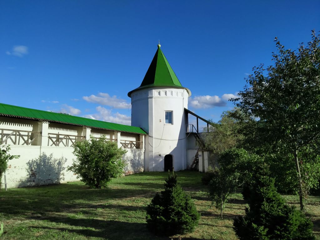 Луговой. Николо-Пешношский монастырь. дополнительная информация, территория монастыря