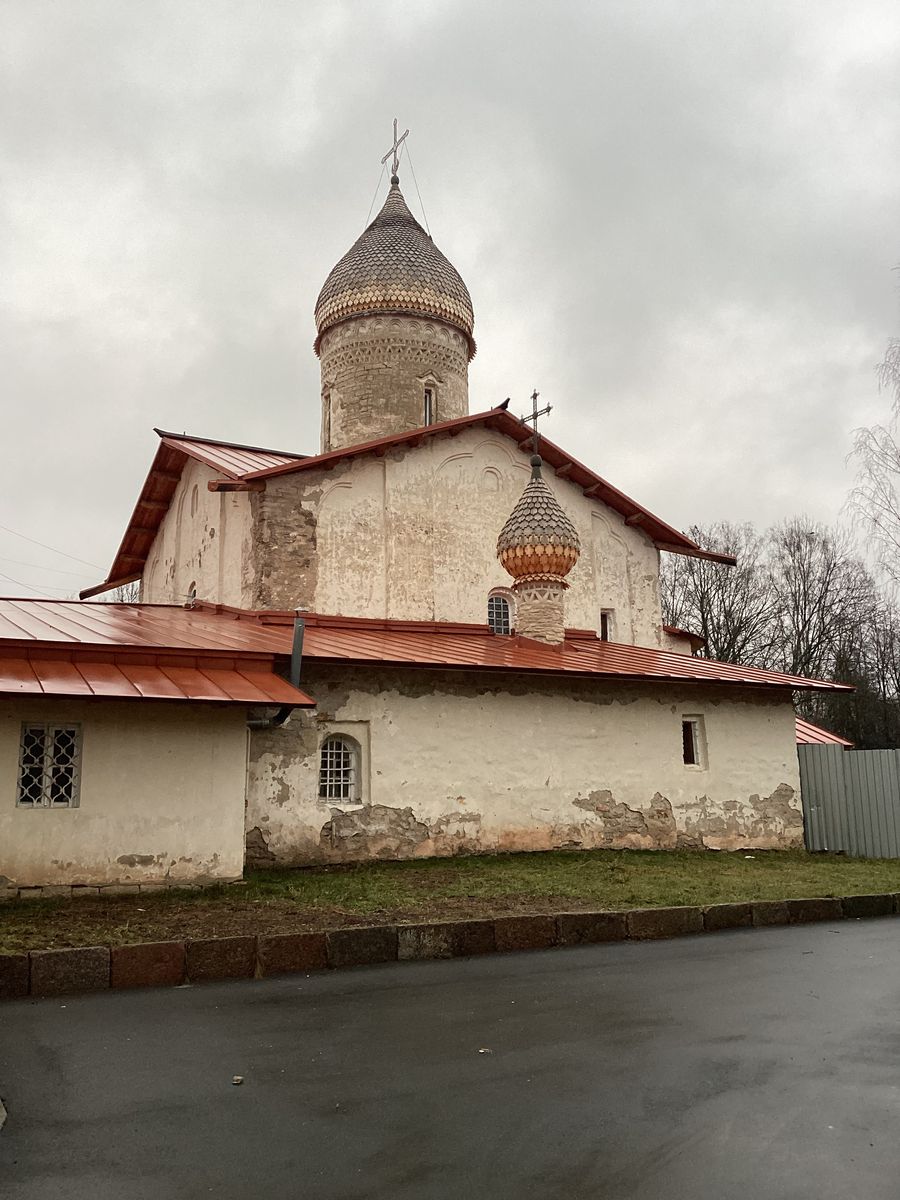 Вид с юго-запада, фасады. Старовознесенский монастырь. Церковь Вознесения Господня, Псков (Псков, город, Псковская область)