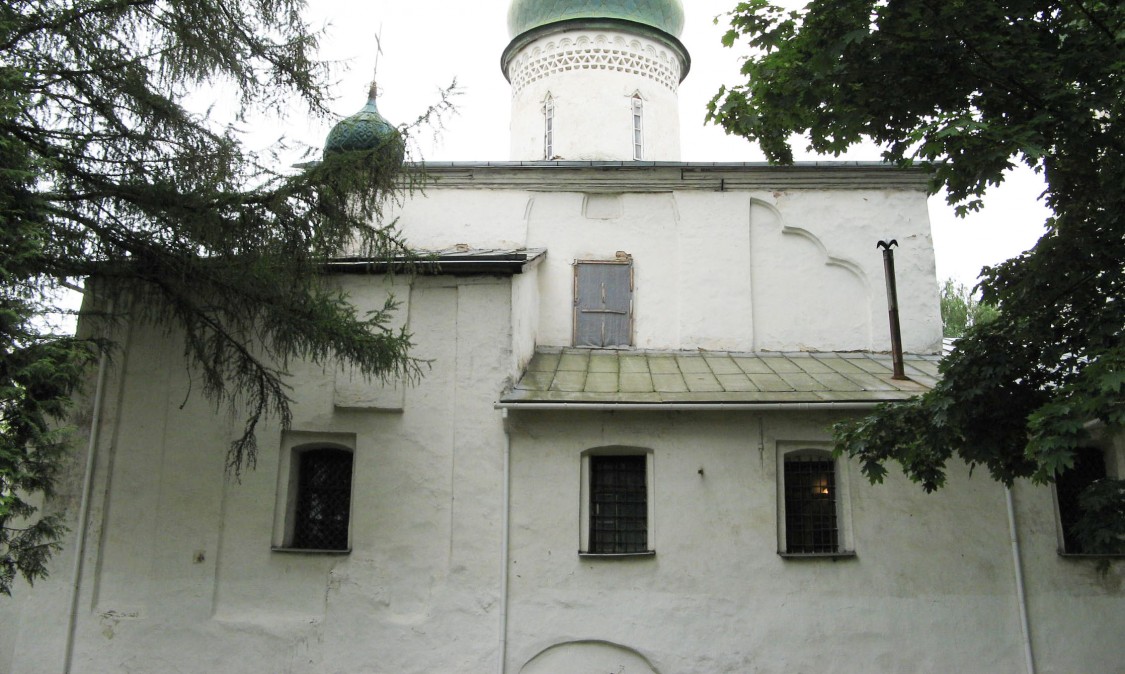 Церковь Анастасии Узорешительницы в Кузнецах, Псков (Псков, город, Псковская область). архитектурные детали, Северный фасад придела Параскевы Пятницы