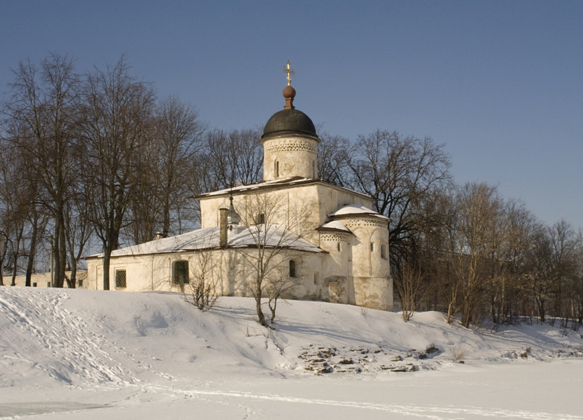 Мирожский монастырь Псков зима
