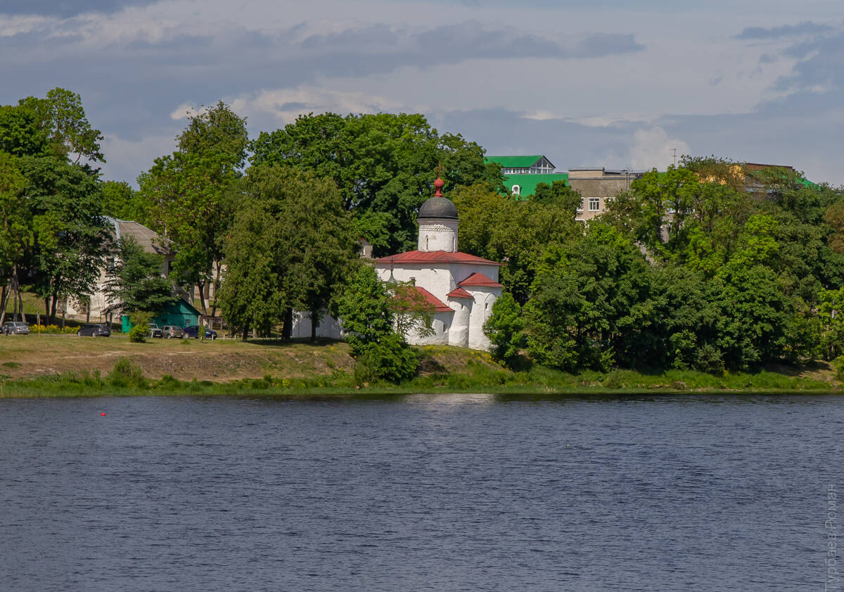 Церковь Климента, Папы Римского, бывшего Климентского монастыря, Псков (Псков, город, Псковская область). художественные фотографии, Вид с юго-востока