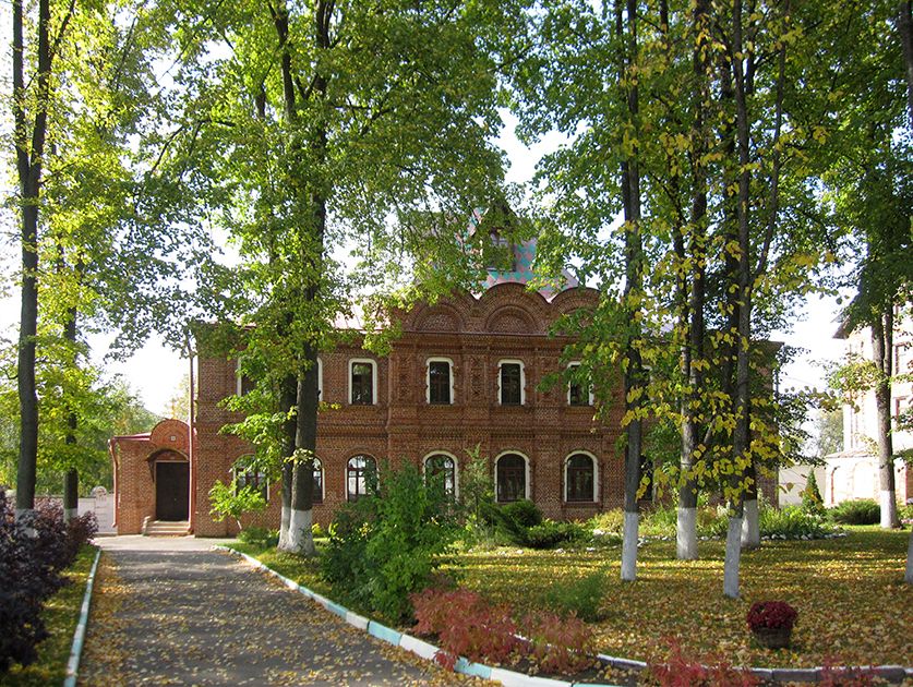 Деденево. Спасо-Влахернский монастырь. фасады, Трапезный корпус Спасо-Влахернского монастыря.