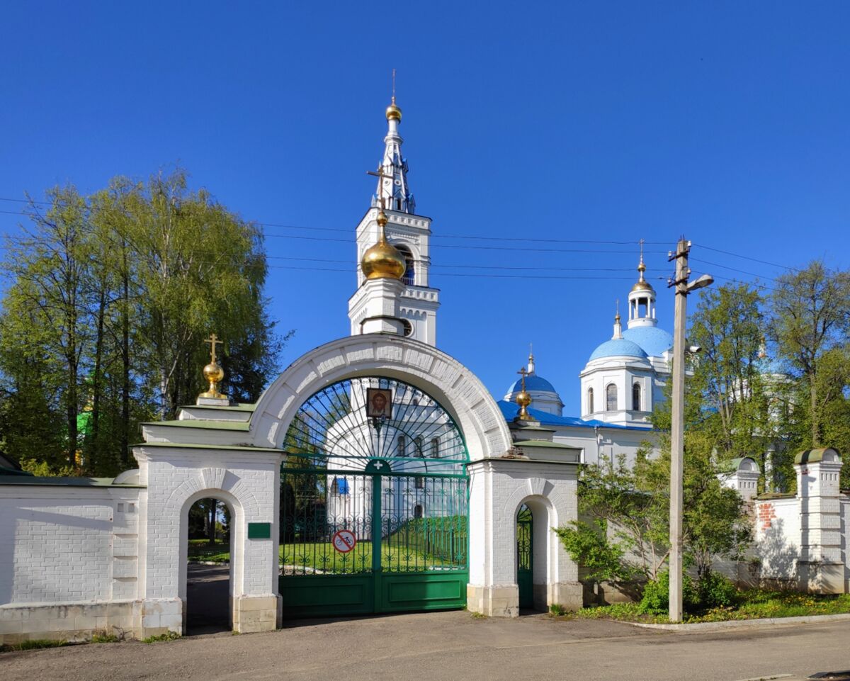 Спасо-Влахернский монастырь, Деденево (Дмитровский городской округ, Московская область). фасады, Святые врата
