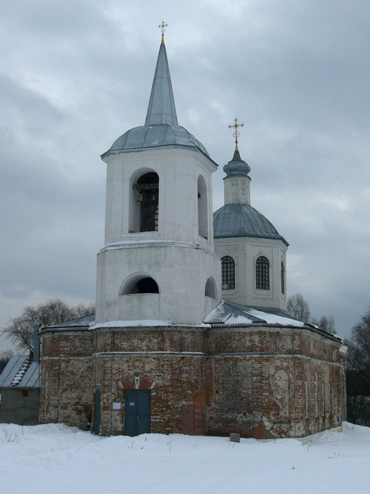 Церковь Сошествия Святого Духа, Дубровки (Дмитровский городской округ, Московская область). фасады