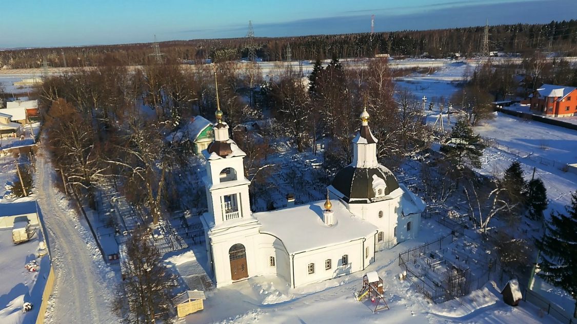 Селевкино. Церковь Рождества Пресвятой Богородицы. общий вид в ландшафте