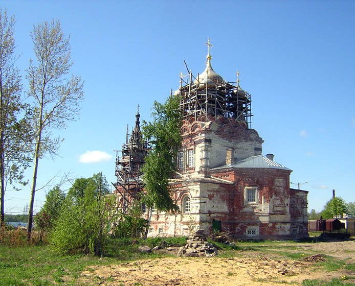 Ивангород. Церковь Троицы Живоначальной. дополнительная информация
