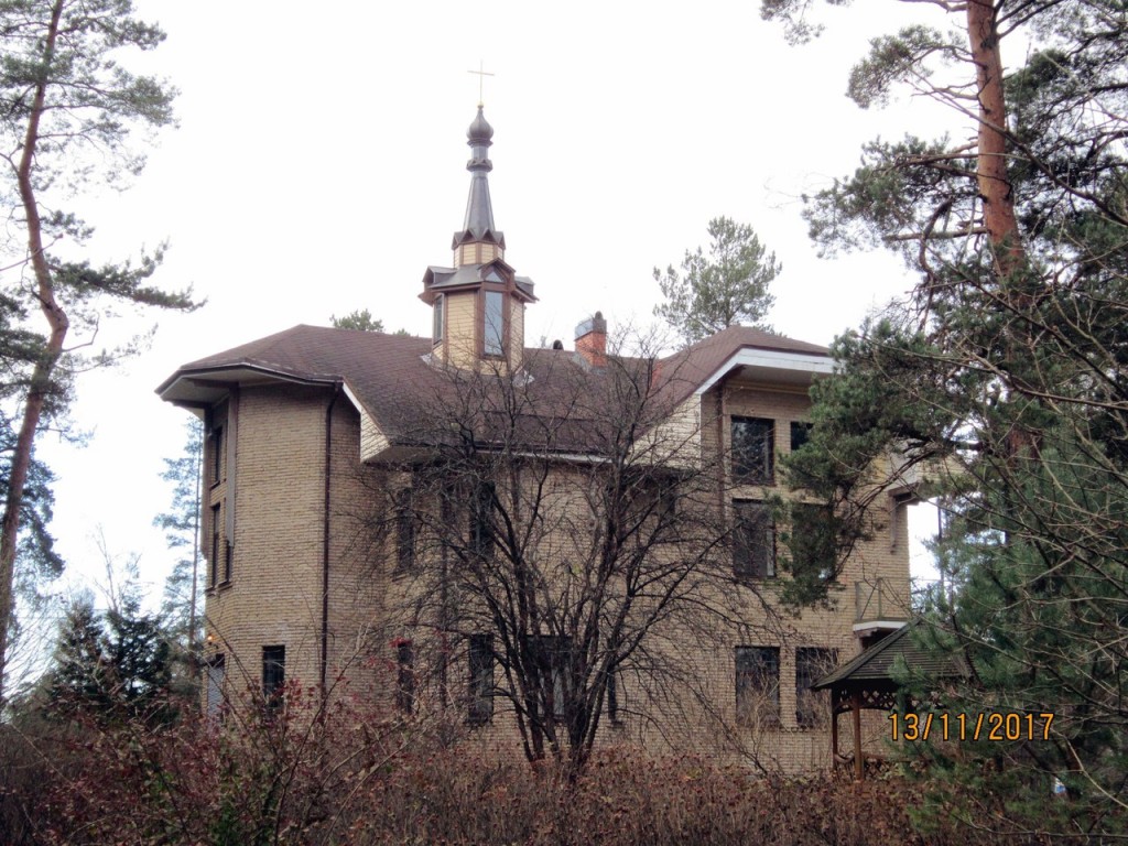 Церковь Серафима Саровского, Песочный (Санкт-Петербург, Курортный район, г. Санкт-Петербург). фасады, Административный корпус сестричества 