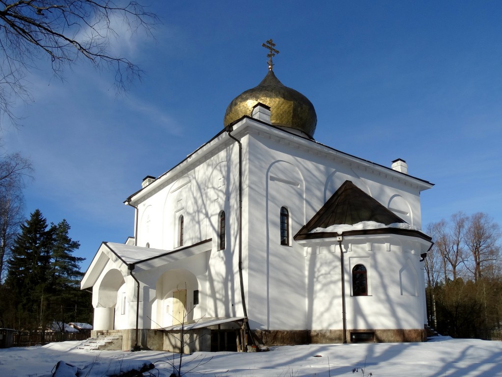 Песочный (Дибуны). Церковь Петра и Павла в Дибунах. фасады