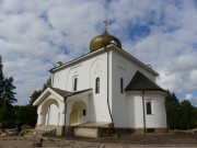 Песочный (Дибуны). Петра и Павла в Дибунах, церковь