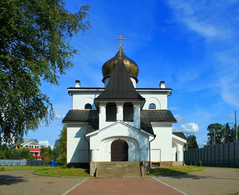 Песочный (Дибуны). Церковь Петра и Павла в Дибунах. фасады