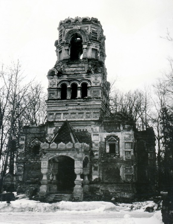 Церковь Всех Святых, Гатчина (Гатчинский район, Ленинградская область). фасады