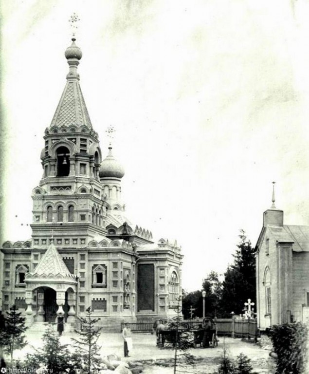 Церковь Всех Святых, Гатчина (Гатчинский район, Ленинградская область). архивная фотография, 1900 году (направление съемки — северо-восток) Источник http://oldsp.ru/old/photo/view/9609
