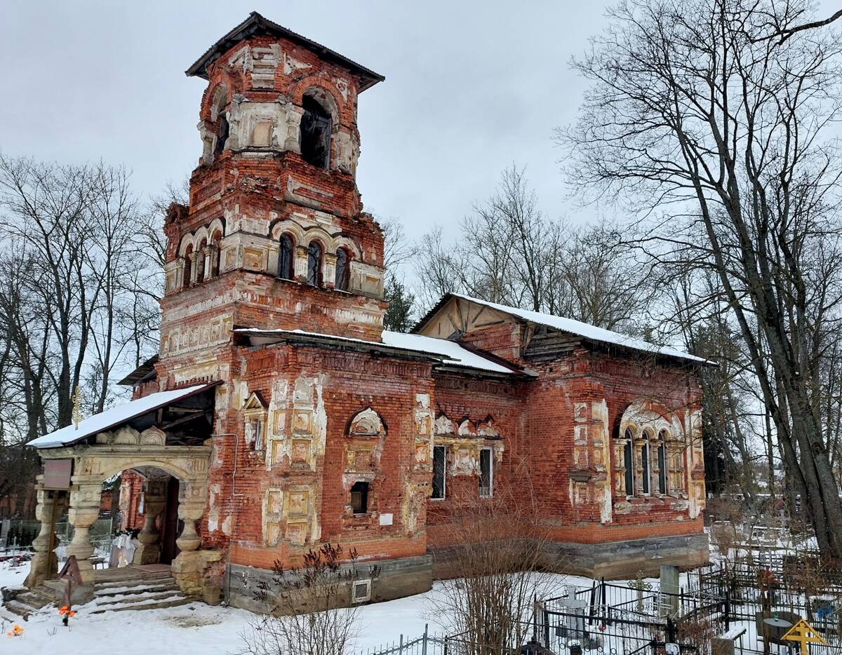 Церковь Всех Святых, Гатчина (Гатчинский район, Ленинградская область). фасады