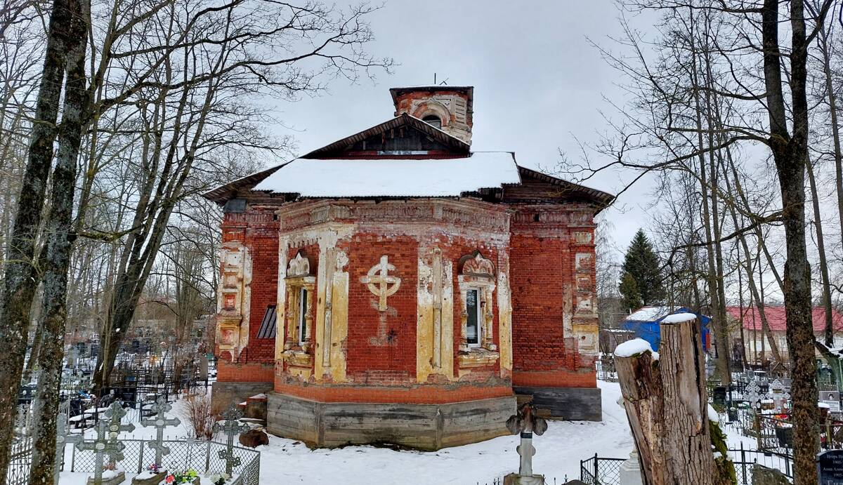 Церковь Всех Святых, Гатчина (Гатчинский район, Ленинградская область). фасады