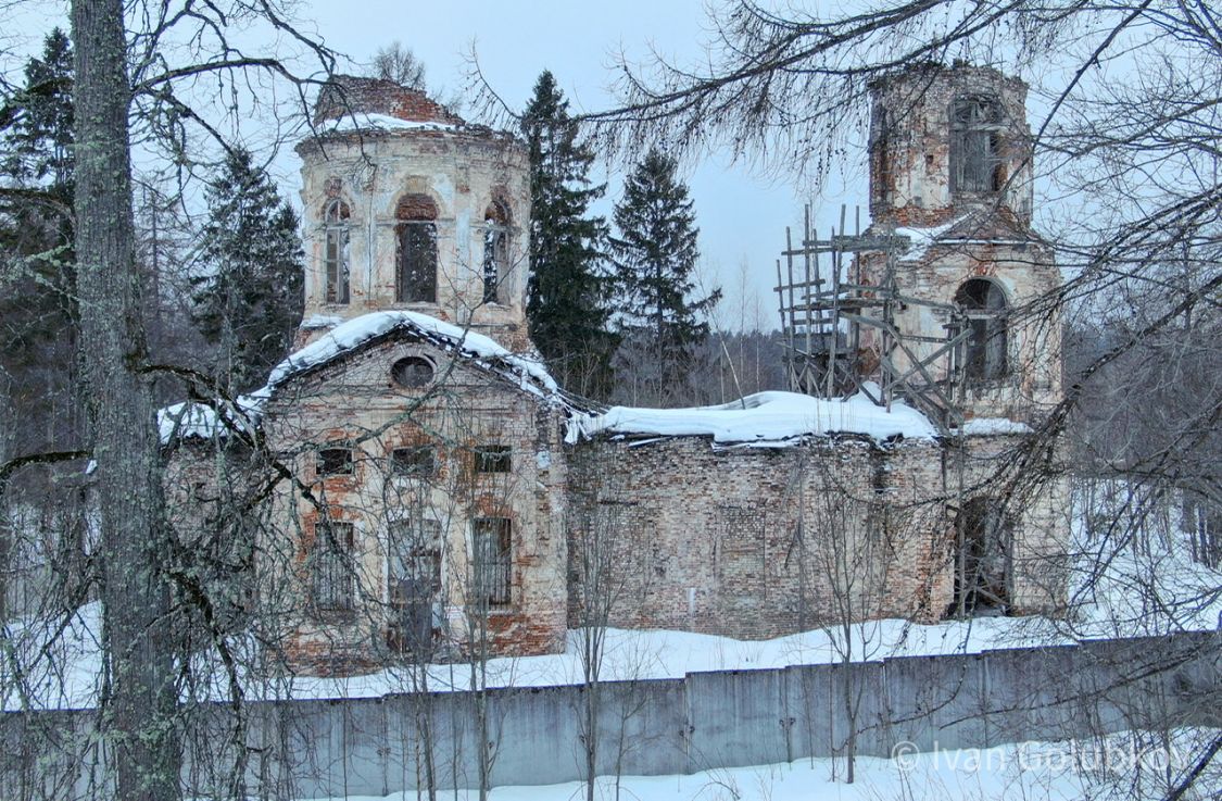 Церковь Владимирской иконы Божией Матери, Дылицы (Гатчинский район, Ленинградская область). фасады