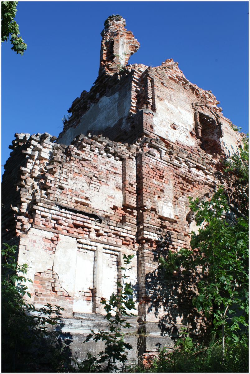 Церковь Петра и Павла, Заполье (Волосовский район, Ленинградская область). фасады