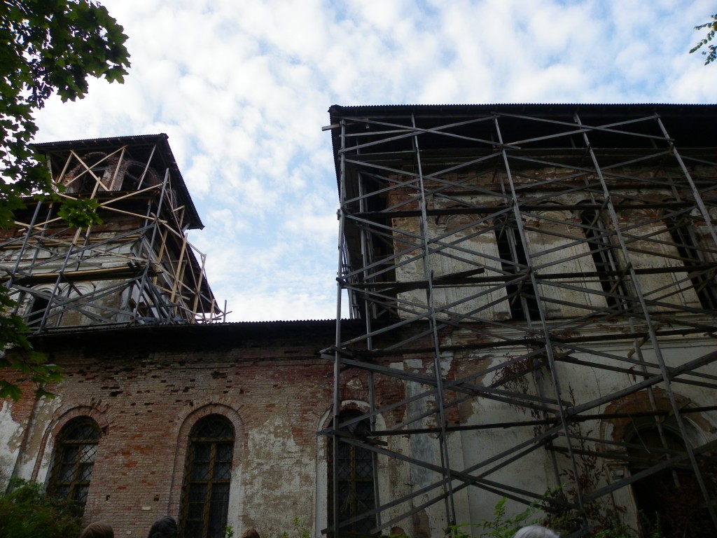 Церковь Воскресения Христова, Воскресенское (Волховский район, Ленинградская область). архитектурные детали