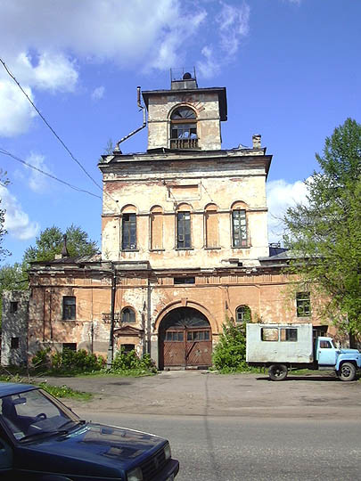 Тихвин. Введенский монастырь. фасады