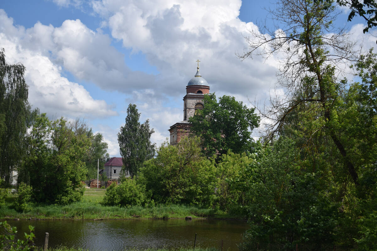 Введенский монастырь, Тихвин (Тихвинский район, Ленинградская область). художественные фотографии