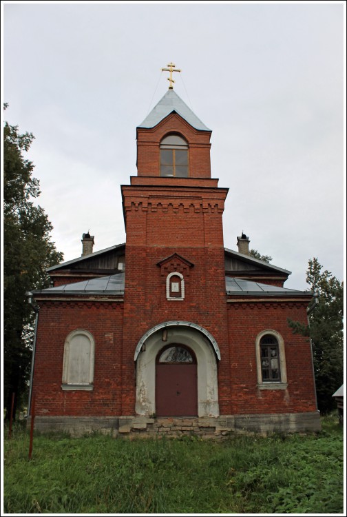 Кисельня. Церковь Феодора Стратилата. фасады