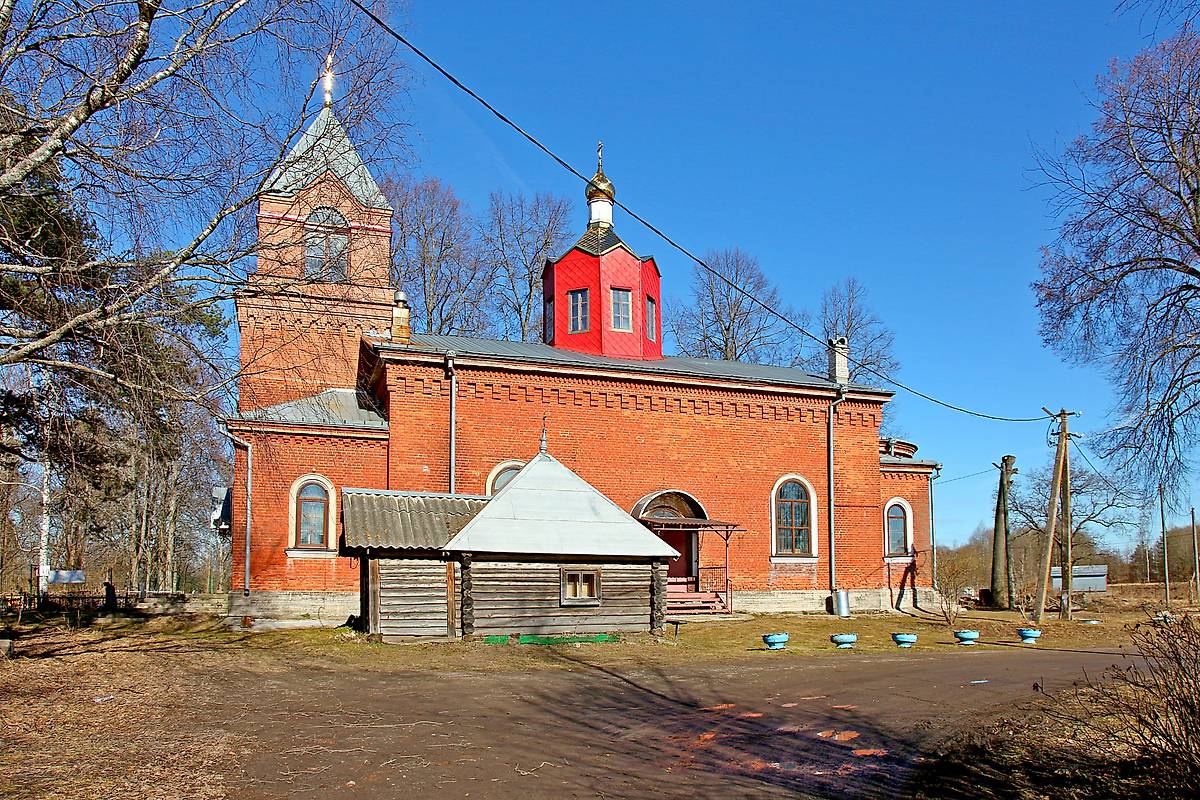 фасады. Церковь Феодора Стратилата, Кисельня (Волховский район, Ленинградская область)