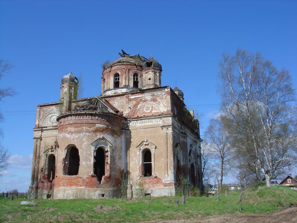 Церковь Тихвинской иконы Божией Матери, Колчаново (Волховский район, Ленинградская область). фасады