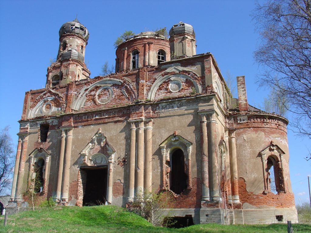 Церковь Тихвинской иконы Божией Матери, Колчаново (Волховский район, Ленинградская область). фасады