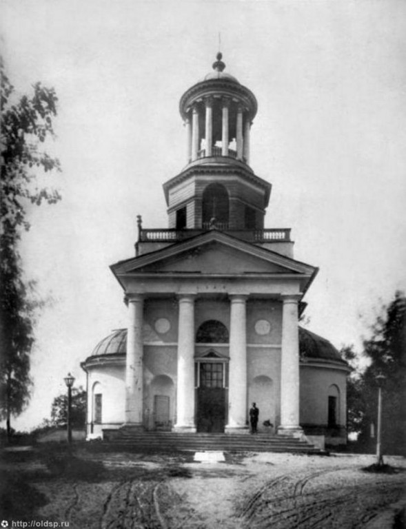 Церковь Екатерины, Мурино (Всеволожский район, Ленинградская область). архивная фотография, Церковь вмц. Екатерины в Мурино.1900-1917 годами (направление съемки — северо-запад)
фото с http://oldsp.ru/old/photo/view/2393
