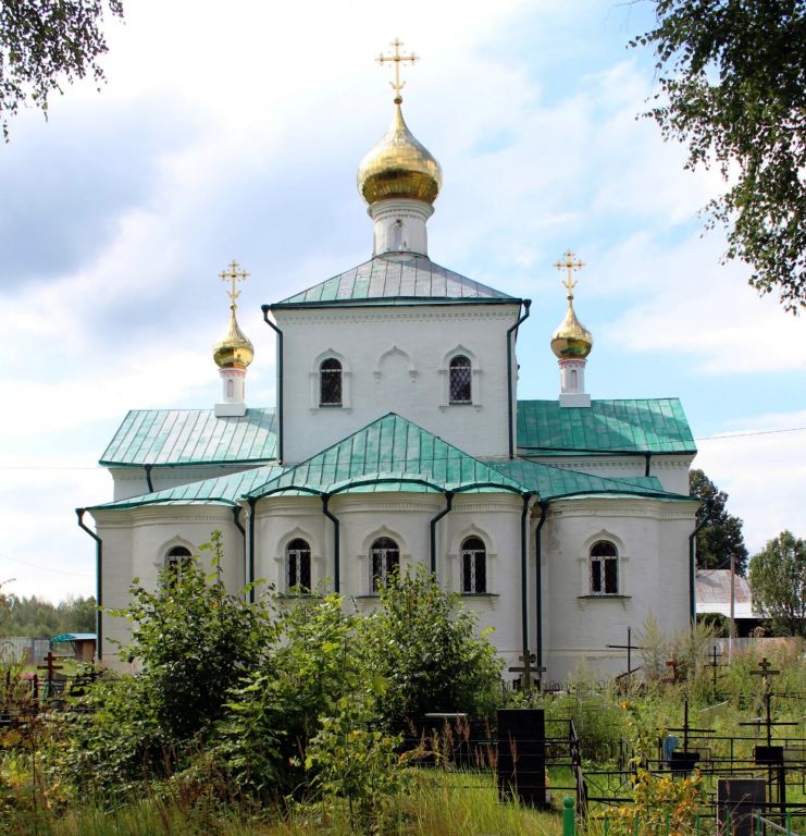 Аверкиево. Церковь Троицы Живоначальной. фасады